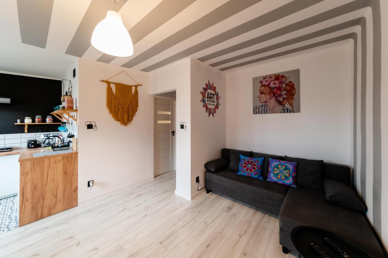 Art Apartament Ustrzyki Dolne Ngoại thất bức ảnh
